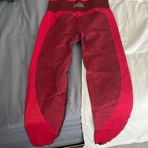 VS PINK LEGGINGS